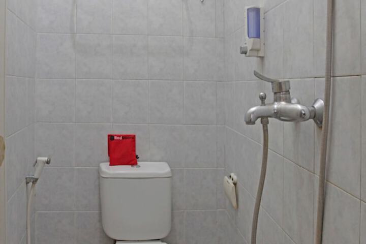 Room 16 of 23