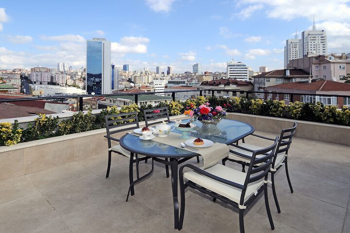 Terrace/Patio 34 of 46