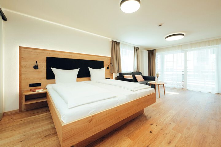Room 15 of 78