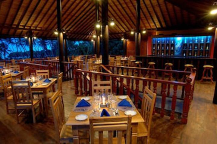 Dining 39 of 57