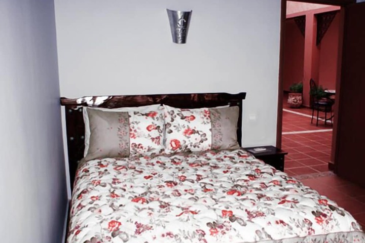 Room 10 of 31