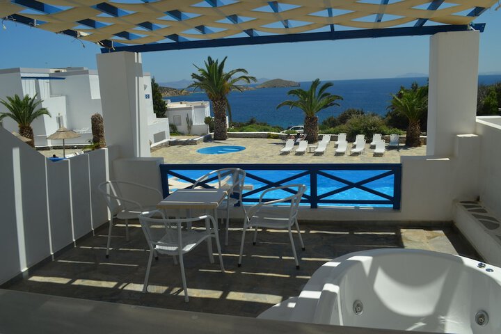 Terrace/Patio 46 of 47
