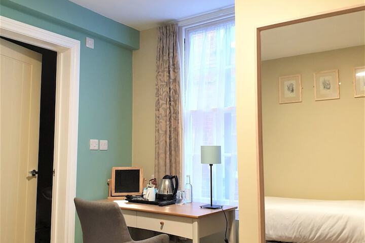 Room 7 of 101