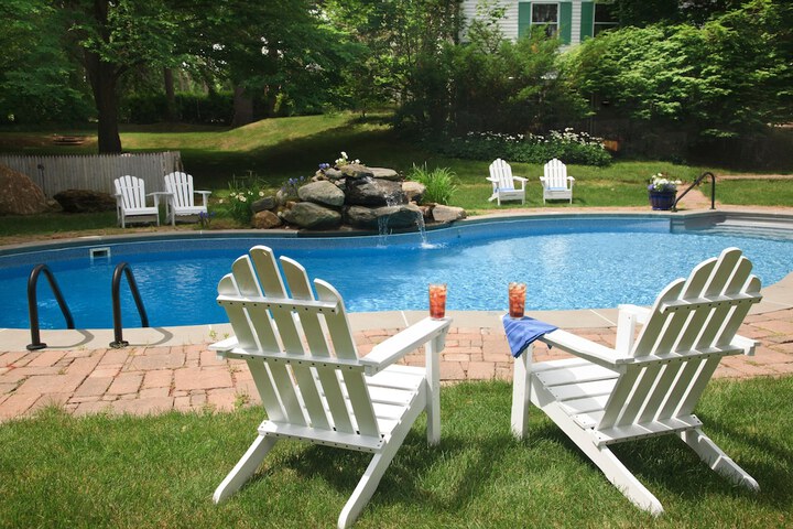 Pool 52 of 67