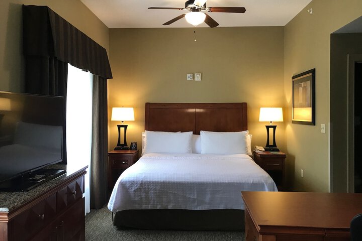Studio Suite King Bed (8 of 24)