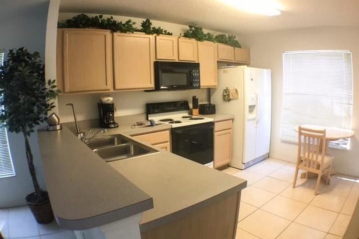 Room 7 of 15