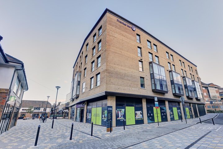 Premier Inn Horsham Town Centre