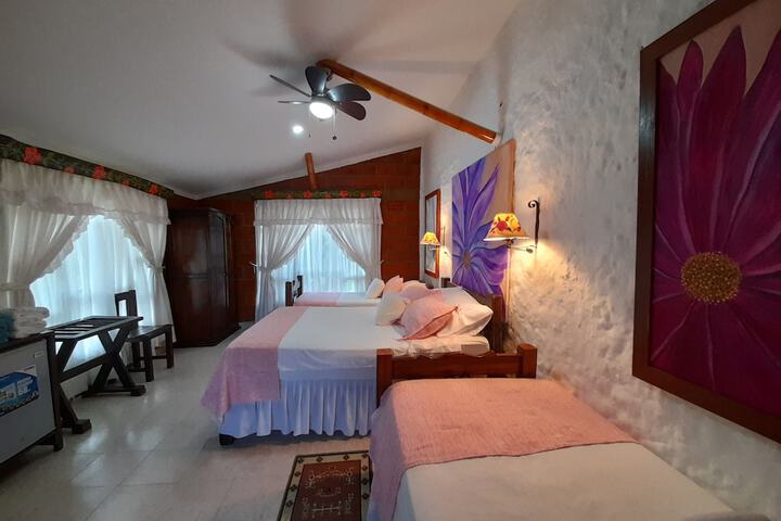 Room 7 of 28