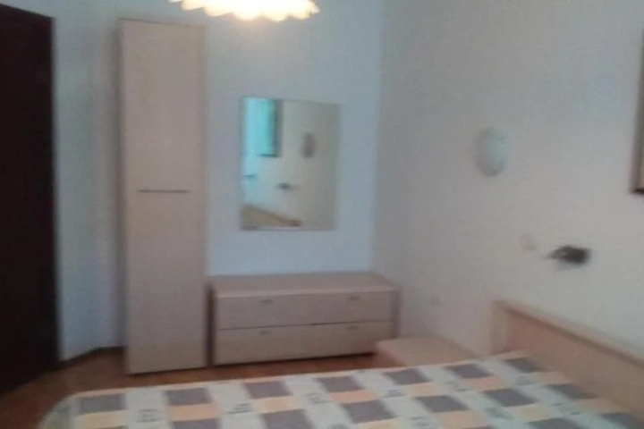 Room 6 of 23
