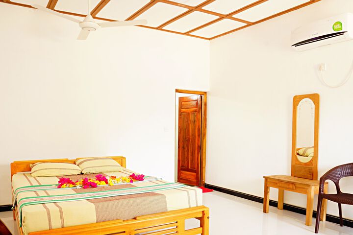 Room 12 of 15
