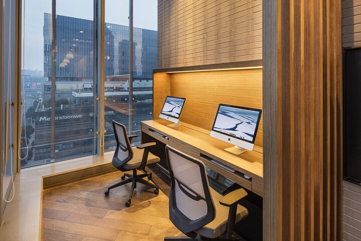 Business center