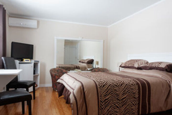 Room 14 of 27
