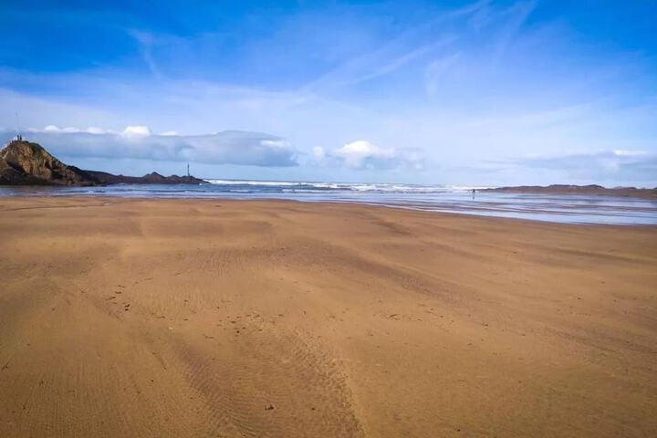 Beach 55 of 64