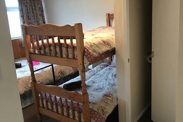 Room 20 of 48
