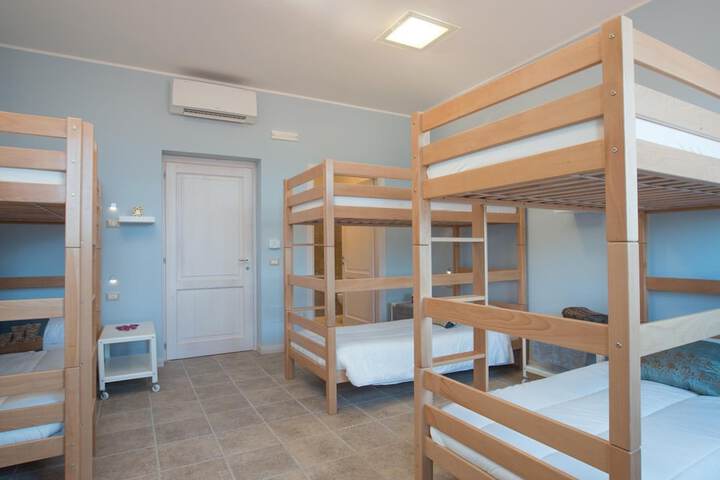 Room 12 of 51