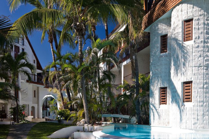 Pools & Facilities