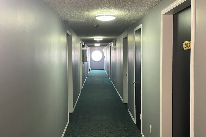 Ballroom/Hall 15 of 15