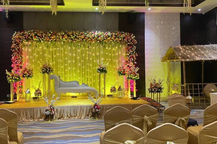 Ballroom/Hall 57 of 87