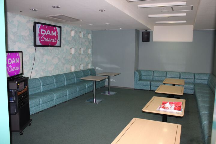 Karaoke room
