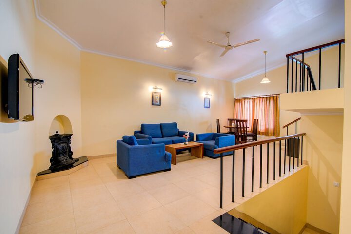 Room 17 of 32