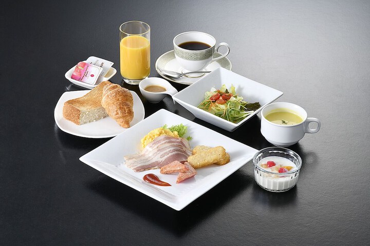 Breakfast/Coffee Service 22 of 43