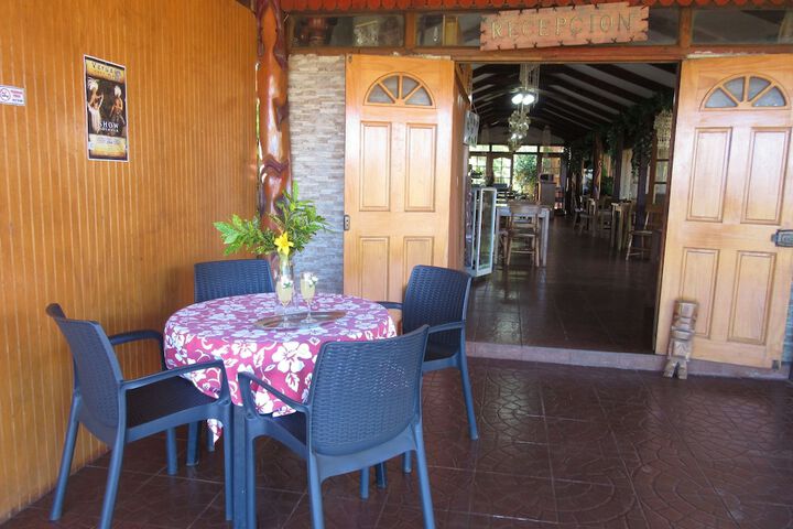 Dining Photos