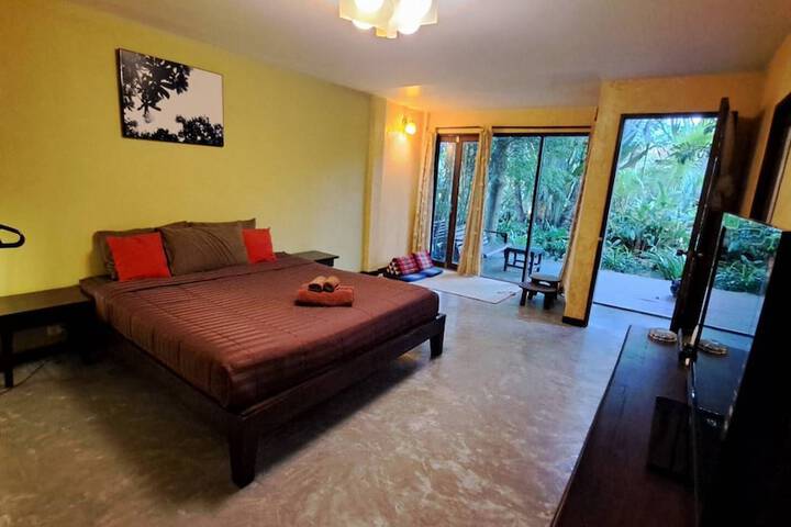 Room 5 of 62