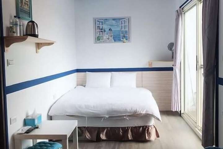 Room 15 of 24