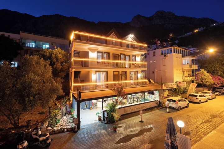 Hotel 45 of 48