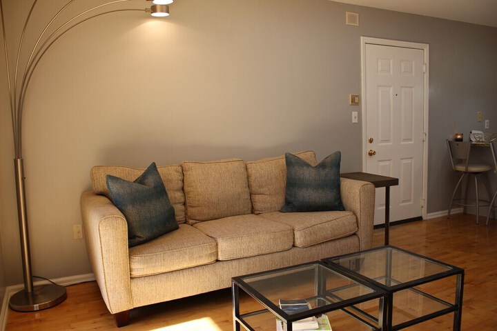 Room 11 of 20