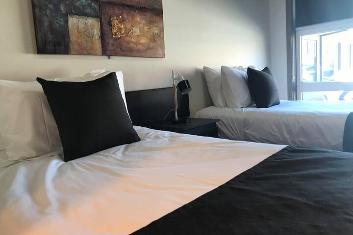 Room 2 of 18