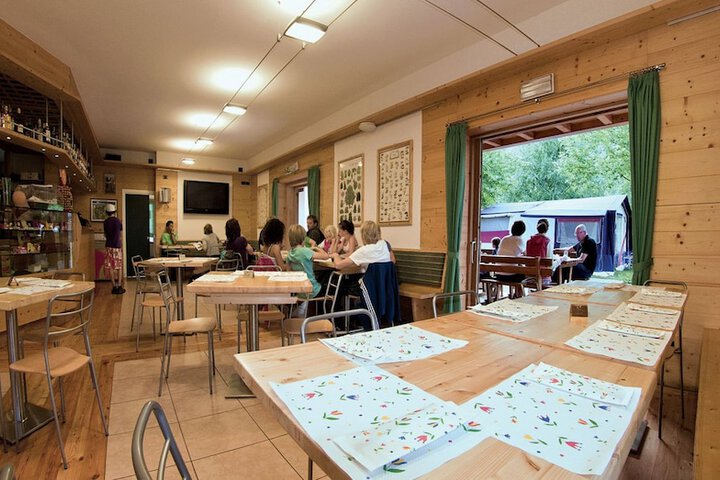 Dining Photos
