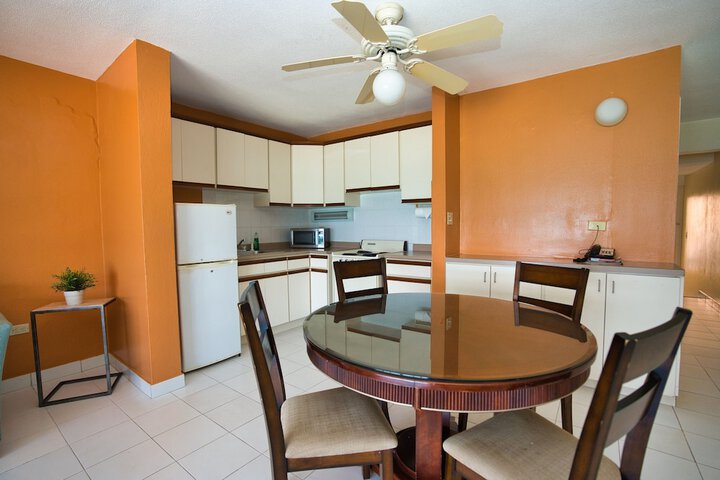 Room 14 of 52
