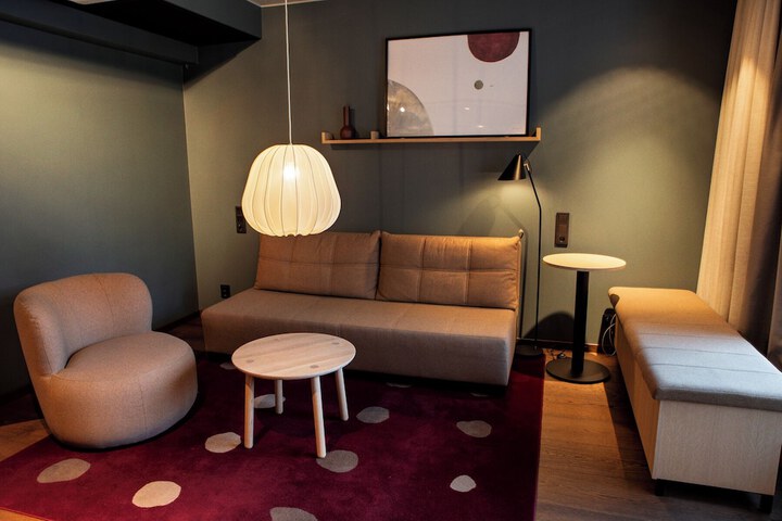 Room 15 of 47