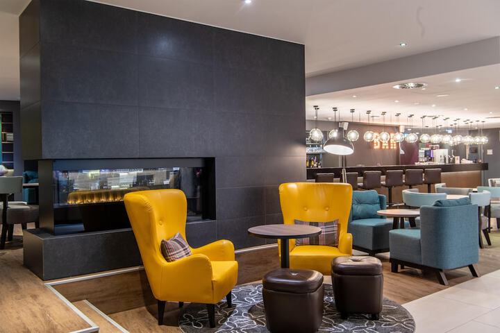 Hotel Lobby