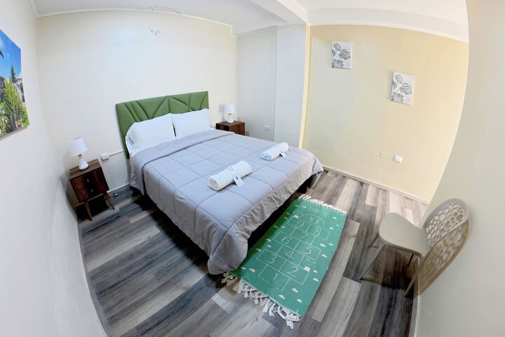 Room 58 of 214