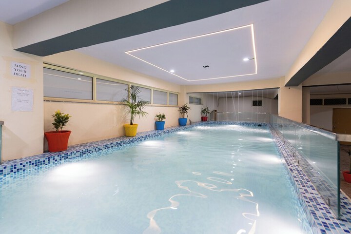 Pool 41 of 66