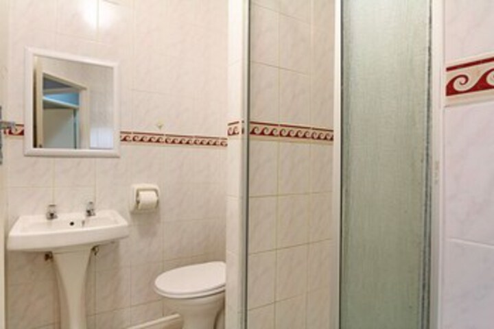 Room 5 of 20