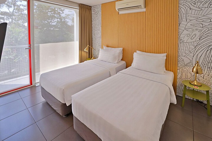 Room 8 of 55