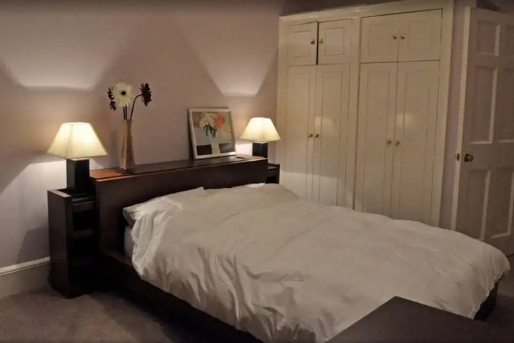 Image of 2 bed flat in heart of Festival