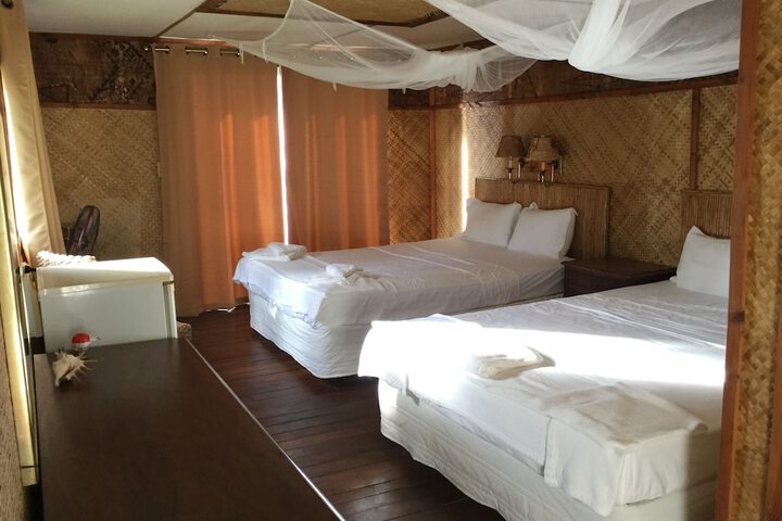 Room 7 of 34