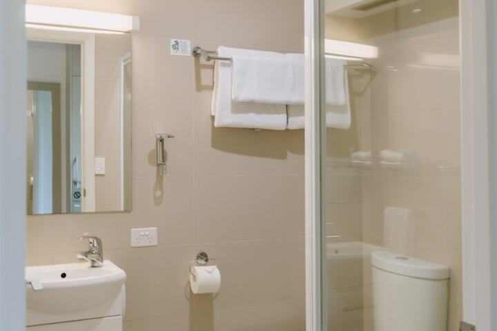 Room 42 of 54