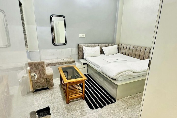 Room 31 of 59