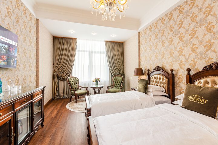 Room 10 of 54