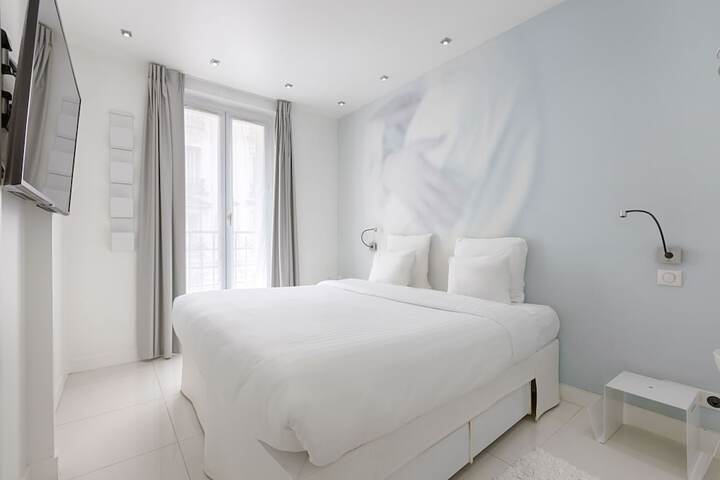 Room 17 of 50
