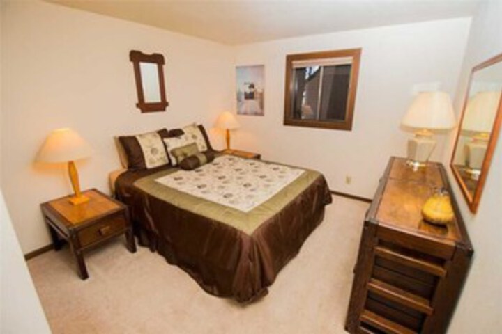 Room 14 of 16
