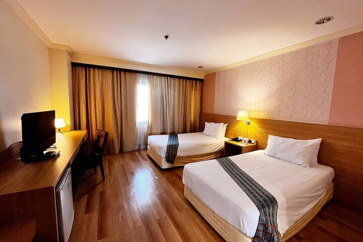 Room 14 of 31