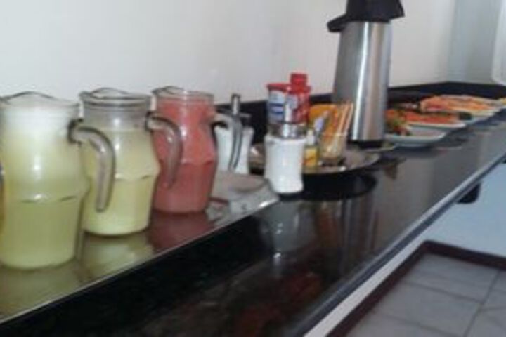 Breakfast/Coffee Service 4 of 23