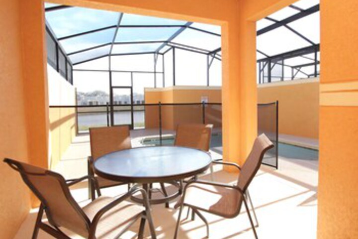 Terrace/Patio 2 of 32