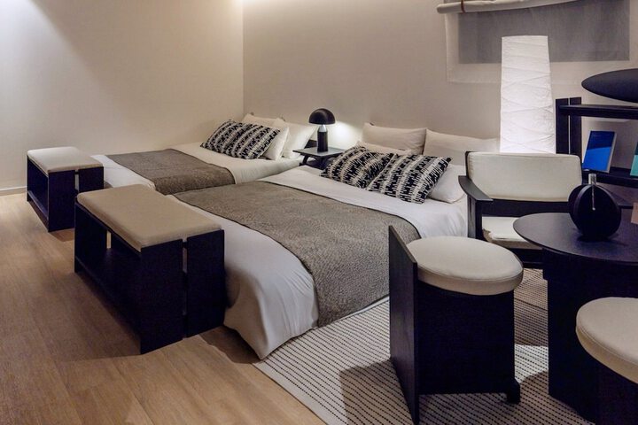 Room 113 of 177